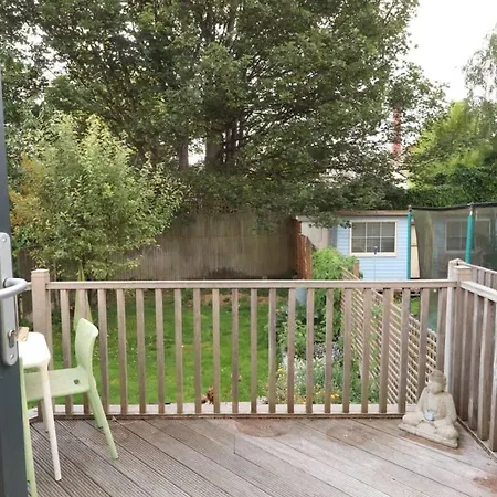 Bright Two Bedroom House With Parking And Garden Bristol