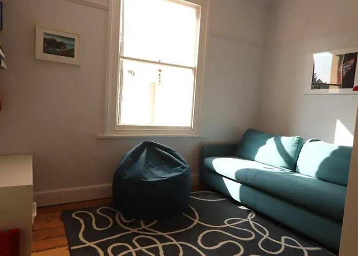 펜션 Bright Two Bedroom House With Parking And Garden 브리스틀